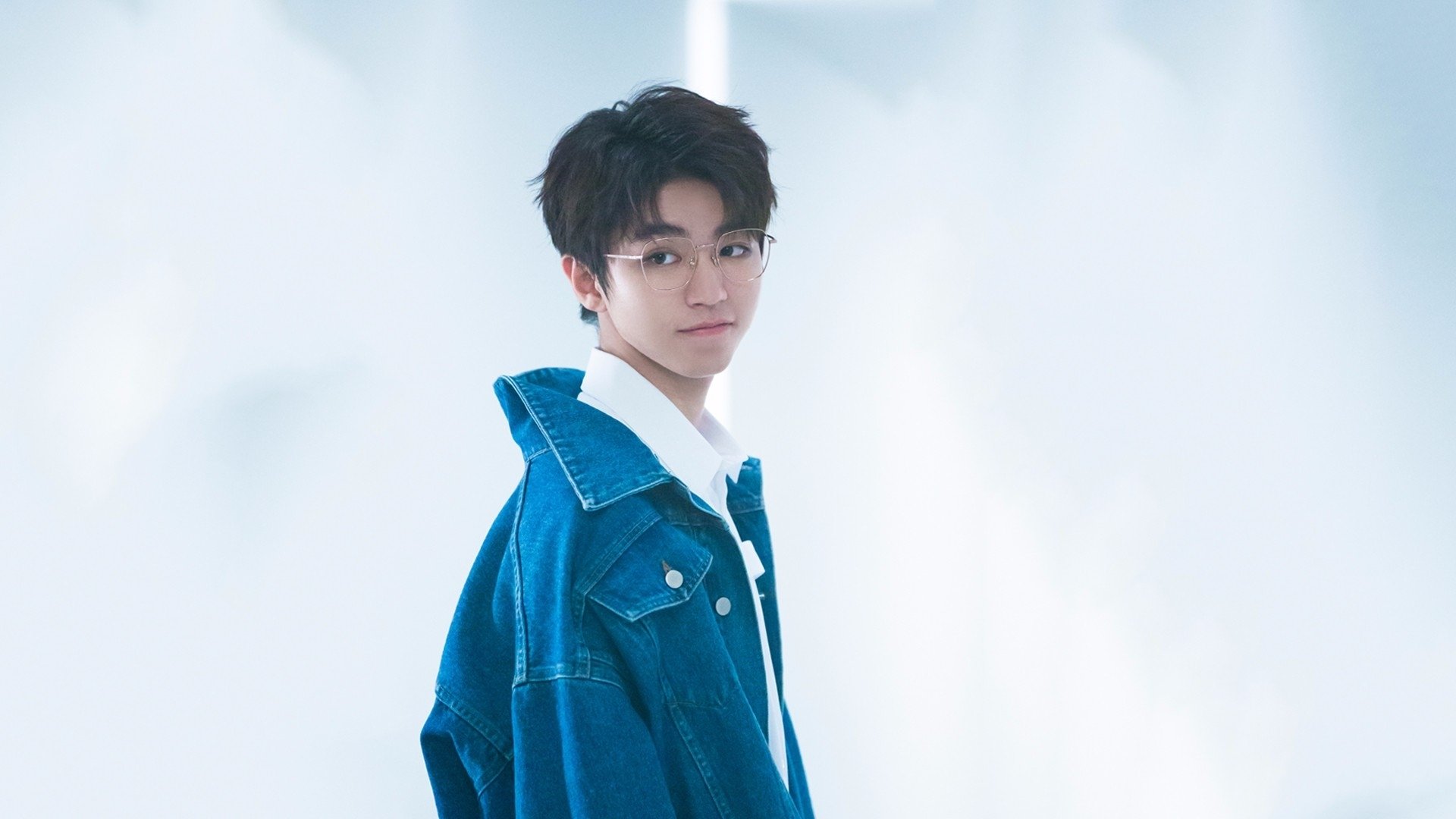 围棋世界冠军赛柯洁力压对手，围棋比赛2021柯洁