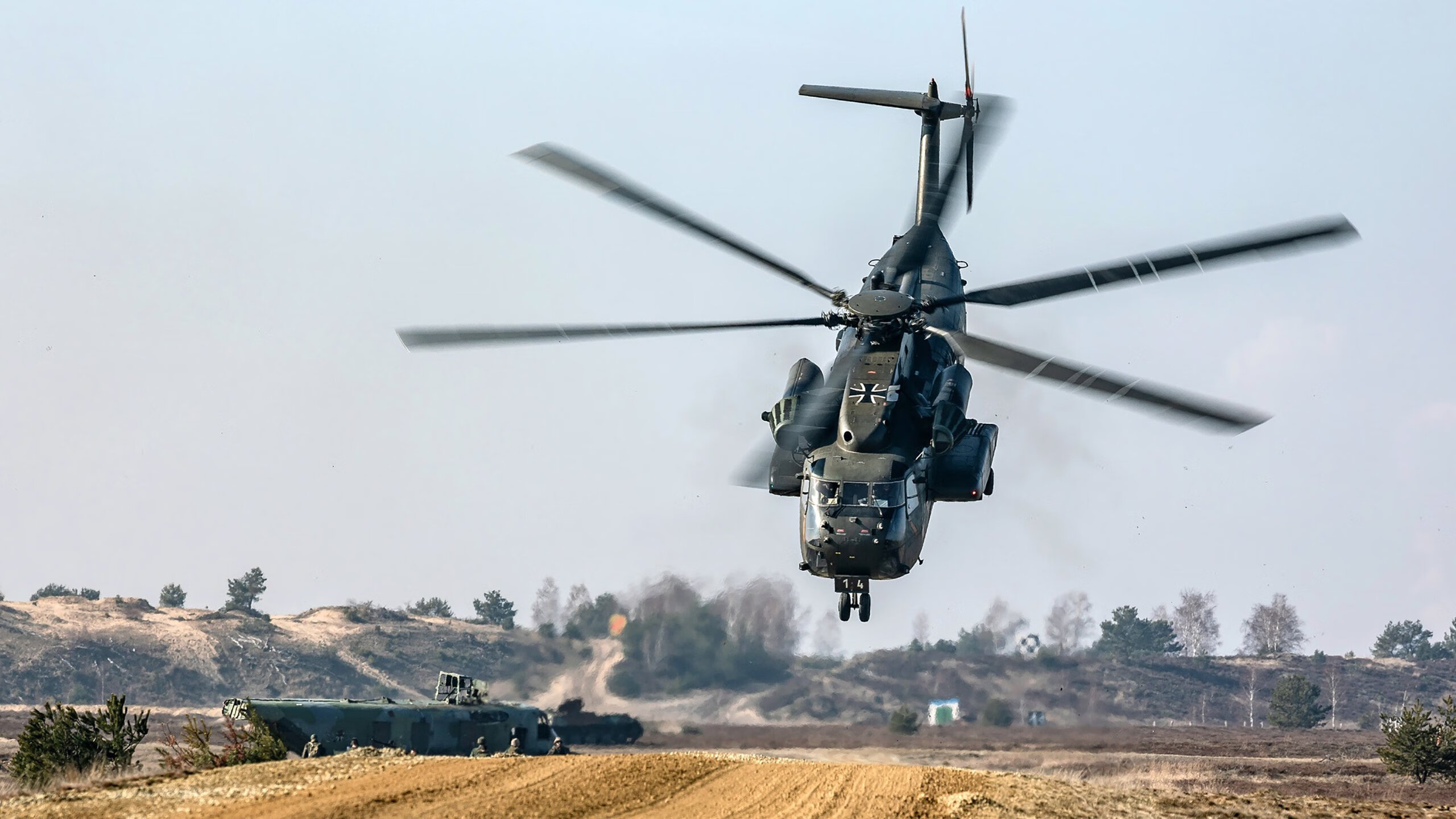 爱游戏体育APP下载-国际足球明星公益活动在中国落地，慈善事业推升，足球明星慈善赛